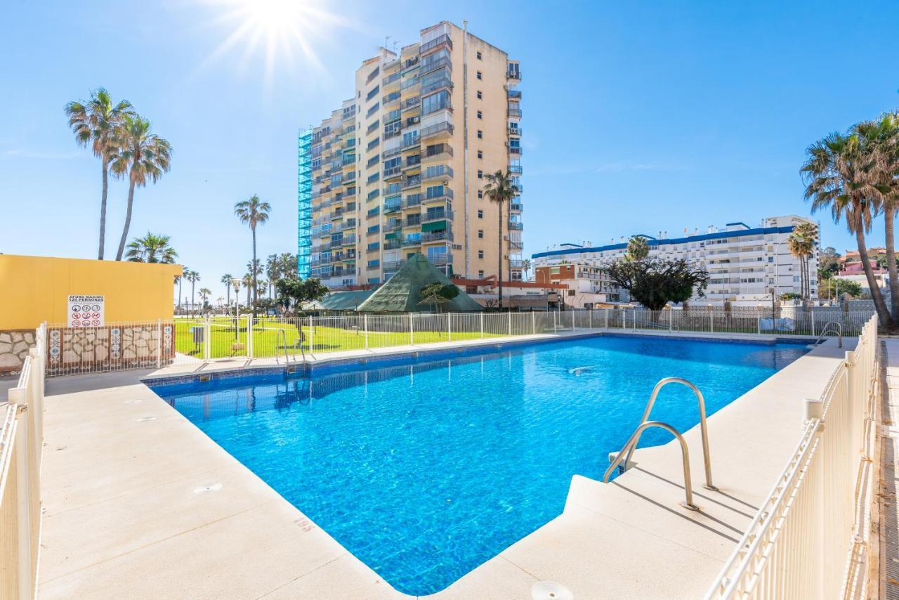 Sunny Seaside Apartment Arroyo De La Miel Eksteriør bilde