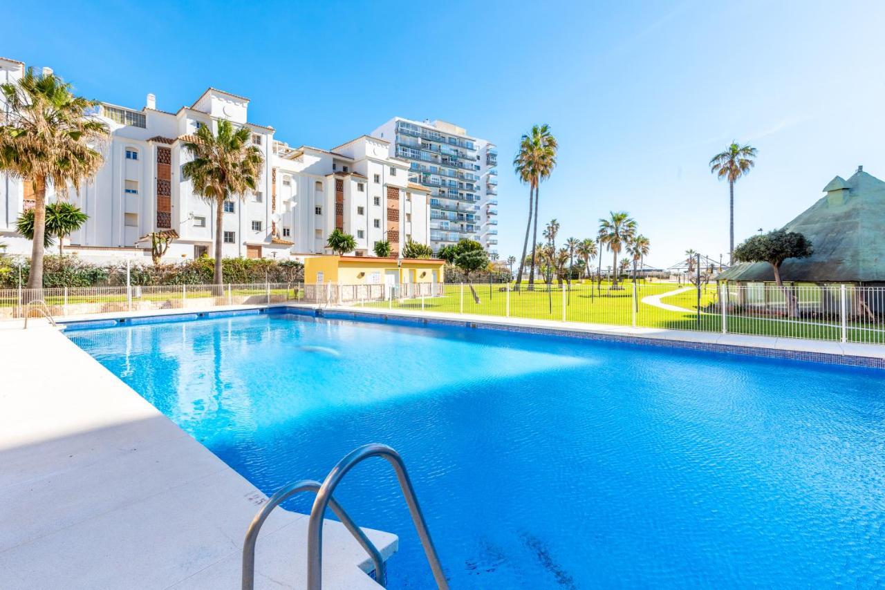 Sunny Seaside Apartment Arroyo De La Miel Eksteriør bilde